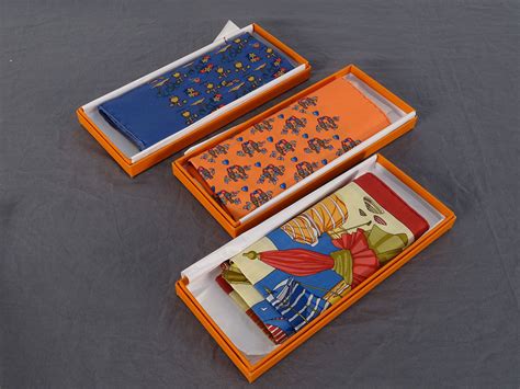 nouer carré hermes